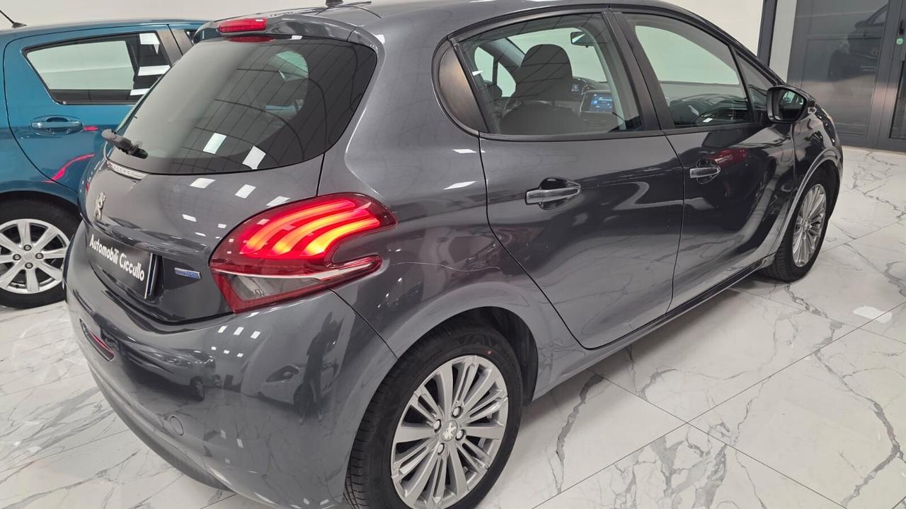 Peugeot 208 BlueHDi 75 5 porte Allure