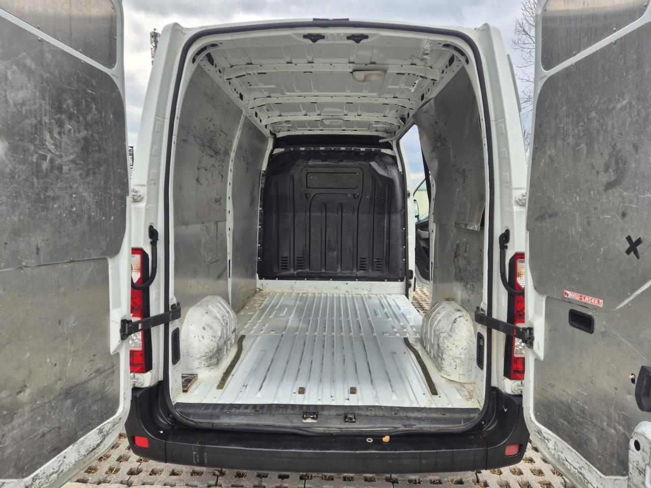 Renault Master T35 2.3 dCi/125 PM-TM Furgone QS E5