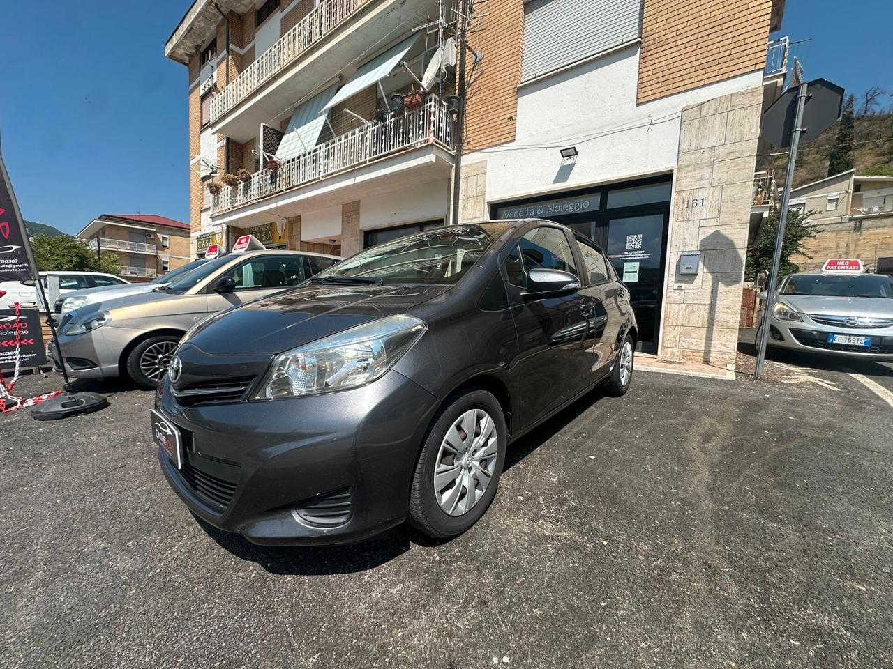 Toyota Yaris 1.0 5 porte Lounge