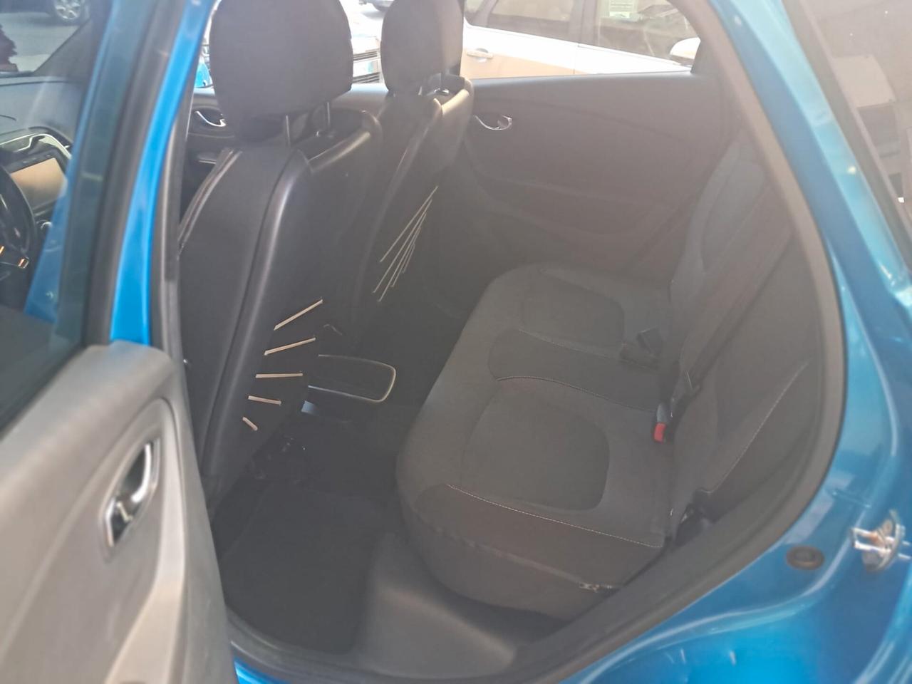 RENAULT CAPTUR 1.5 Diesel 90CV-NAVY-Euro7490