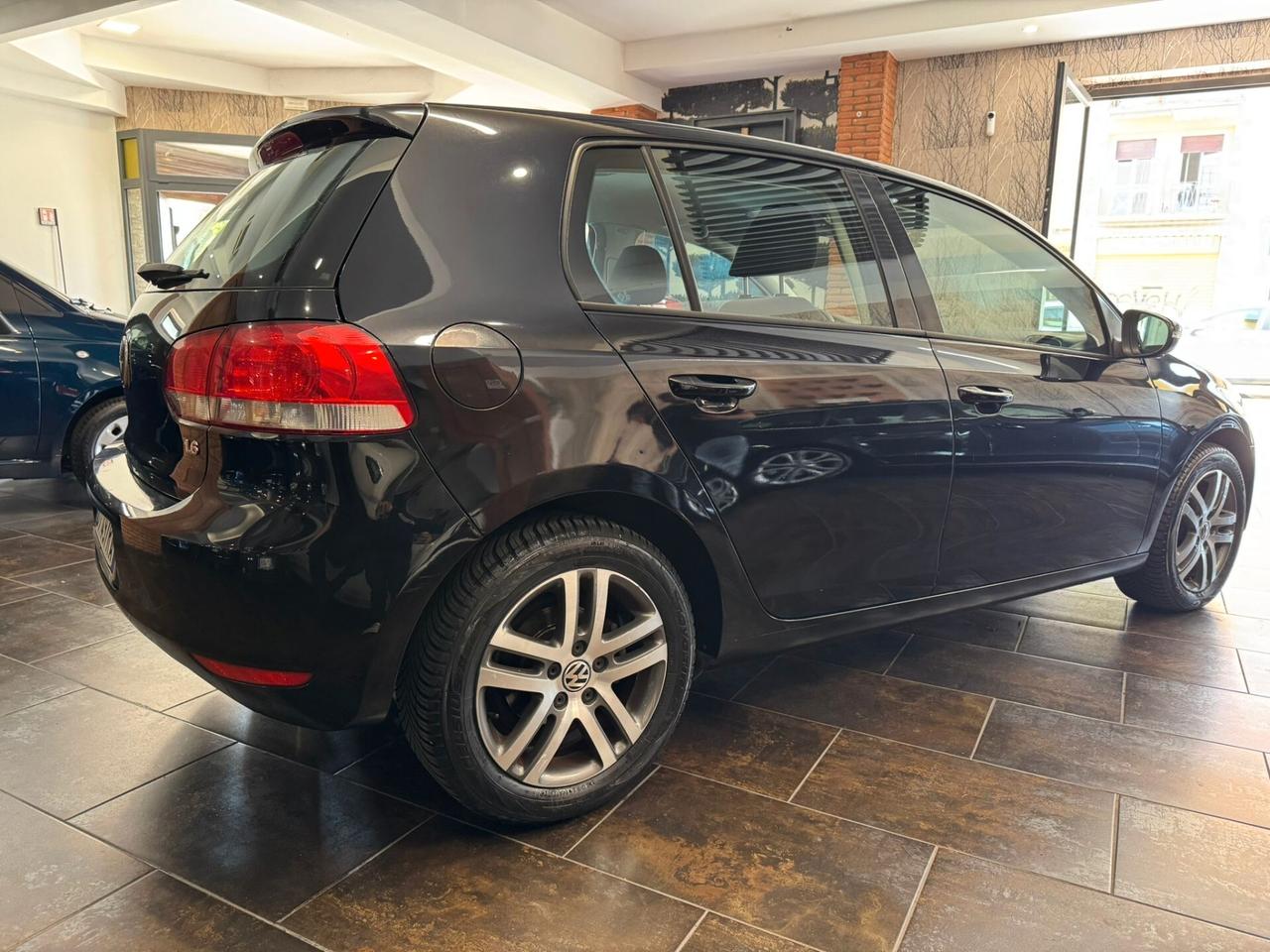 Volkswagen Golf 1.6 5p. Comfortline