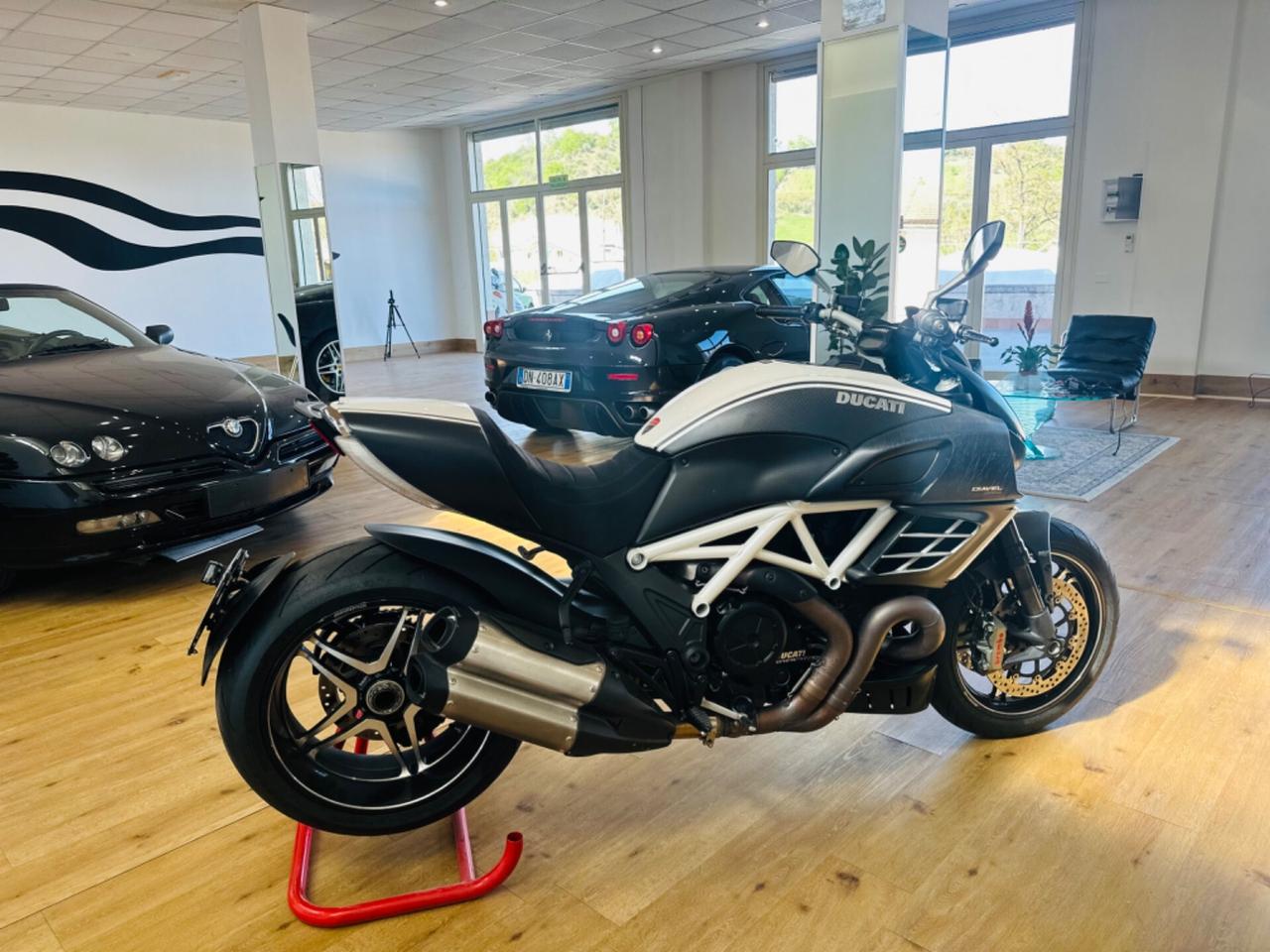 Ducati Diavel Amg edition 0/254