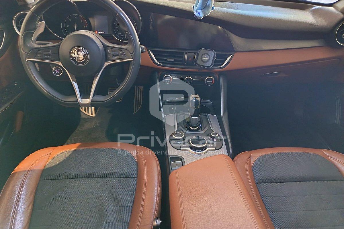 ALFA ROMEO Giulia 2.2 Turbodiesel 180 CV AT8 Business Sport Launch Ed.