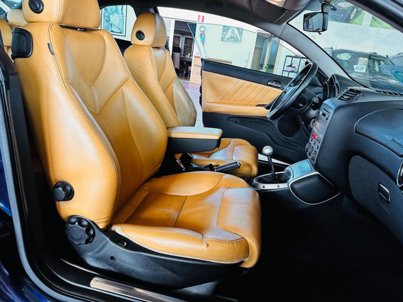 Alfa Romeo GT 2.0 JTS 16V Progression