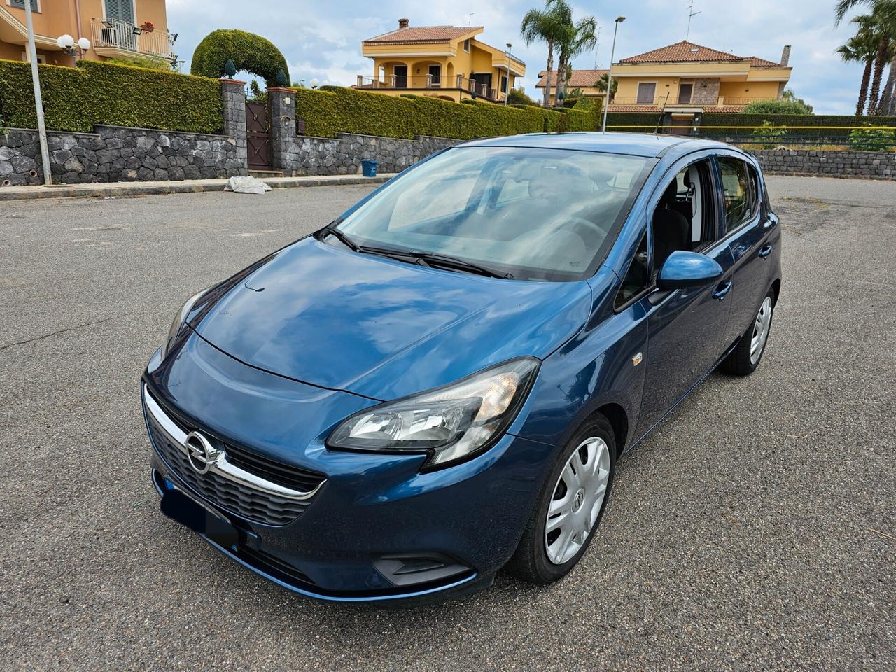 Opel Corsa 1.2 5 porte