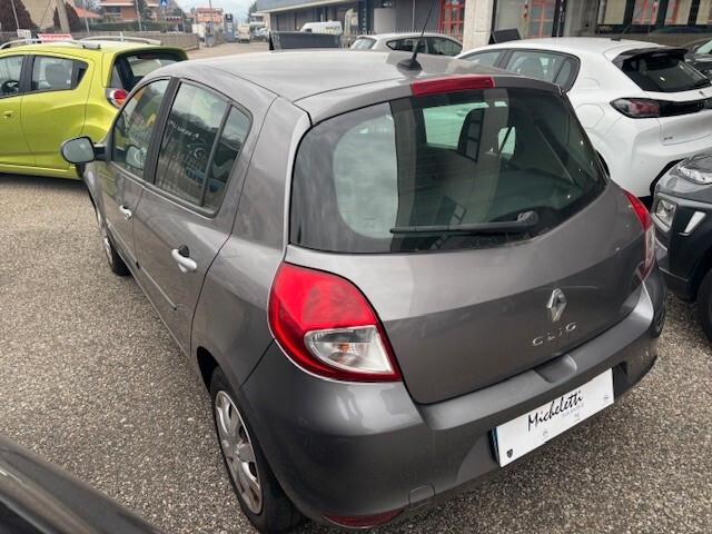 Renault Clio 1.2 16V 5 porte Dynamique