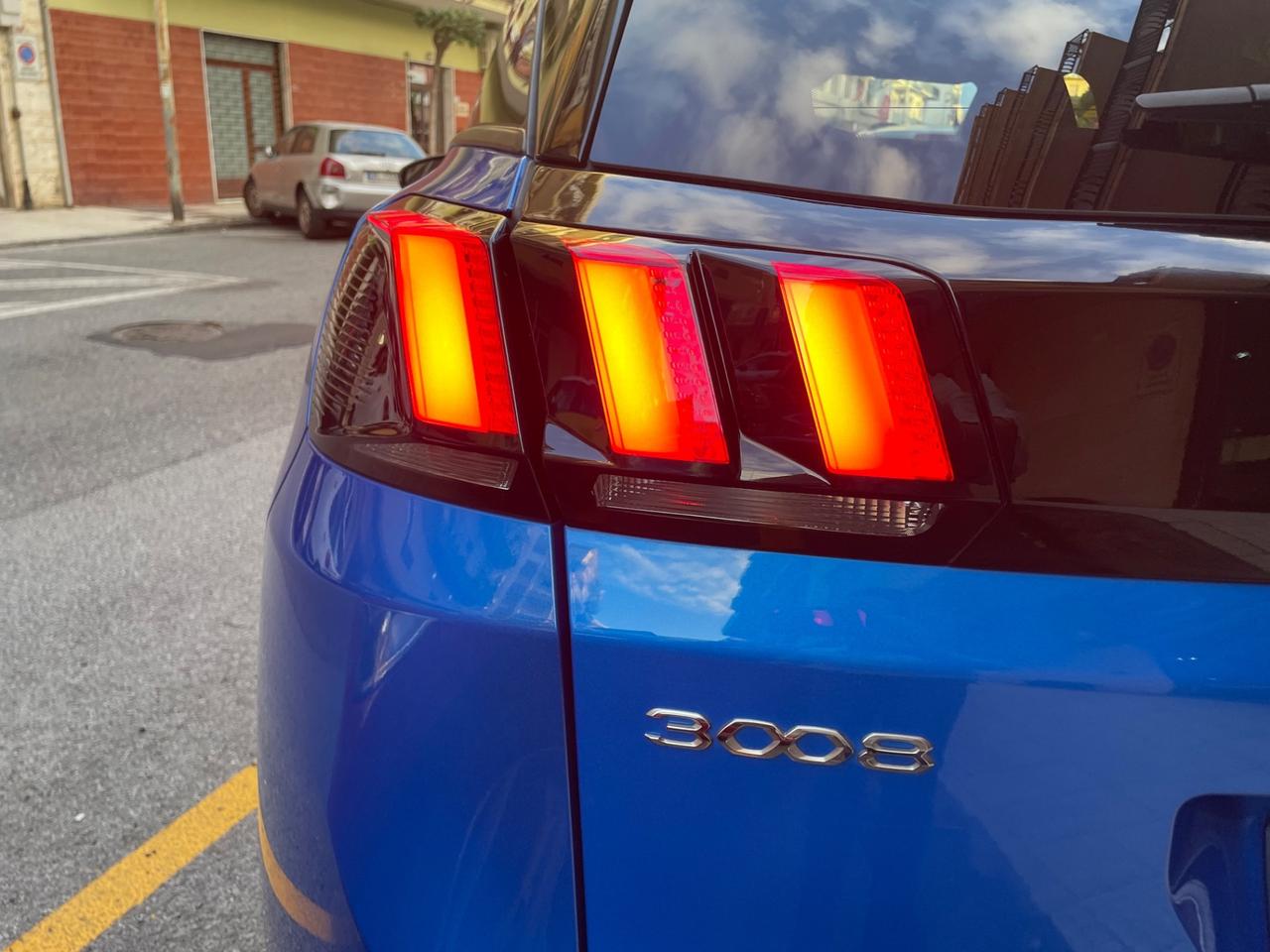 Peugeot 3008 BlueHDi 130 S&S EAT8 Allure Pack