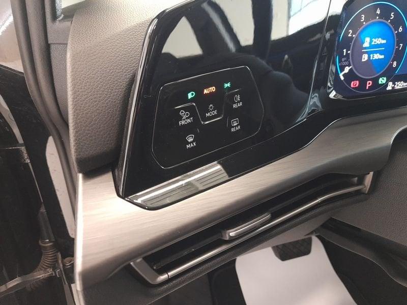 Volkswagen Golf 1.5 TGI Style DSG