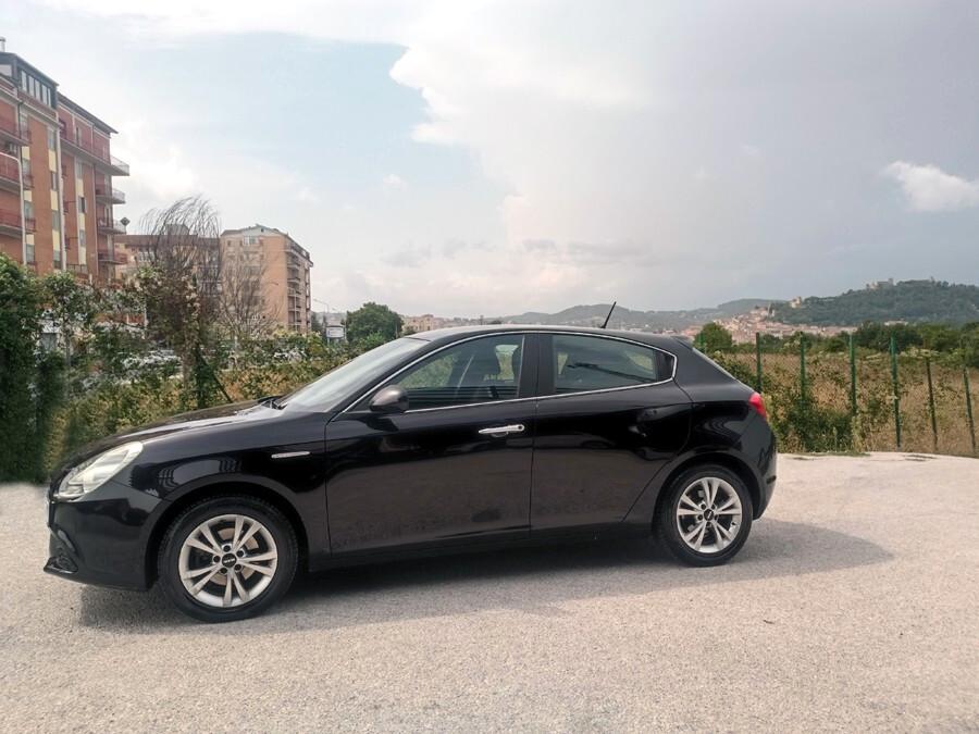 Alfa Romeo Giulietta 1.6 JTDm-2 105 CV Distinctive