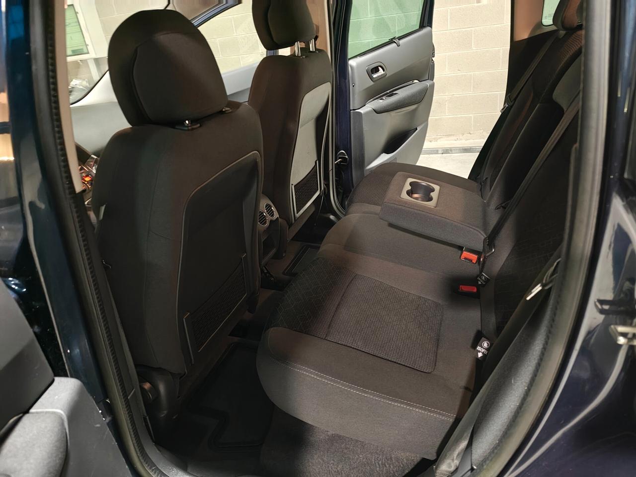 Peugeot 3008 1.6 HDi 115CV Active*Service*