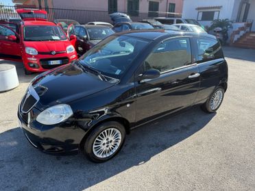 Lancia Ypsilon 1.3 MJT 75 CV Argento