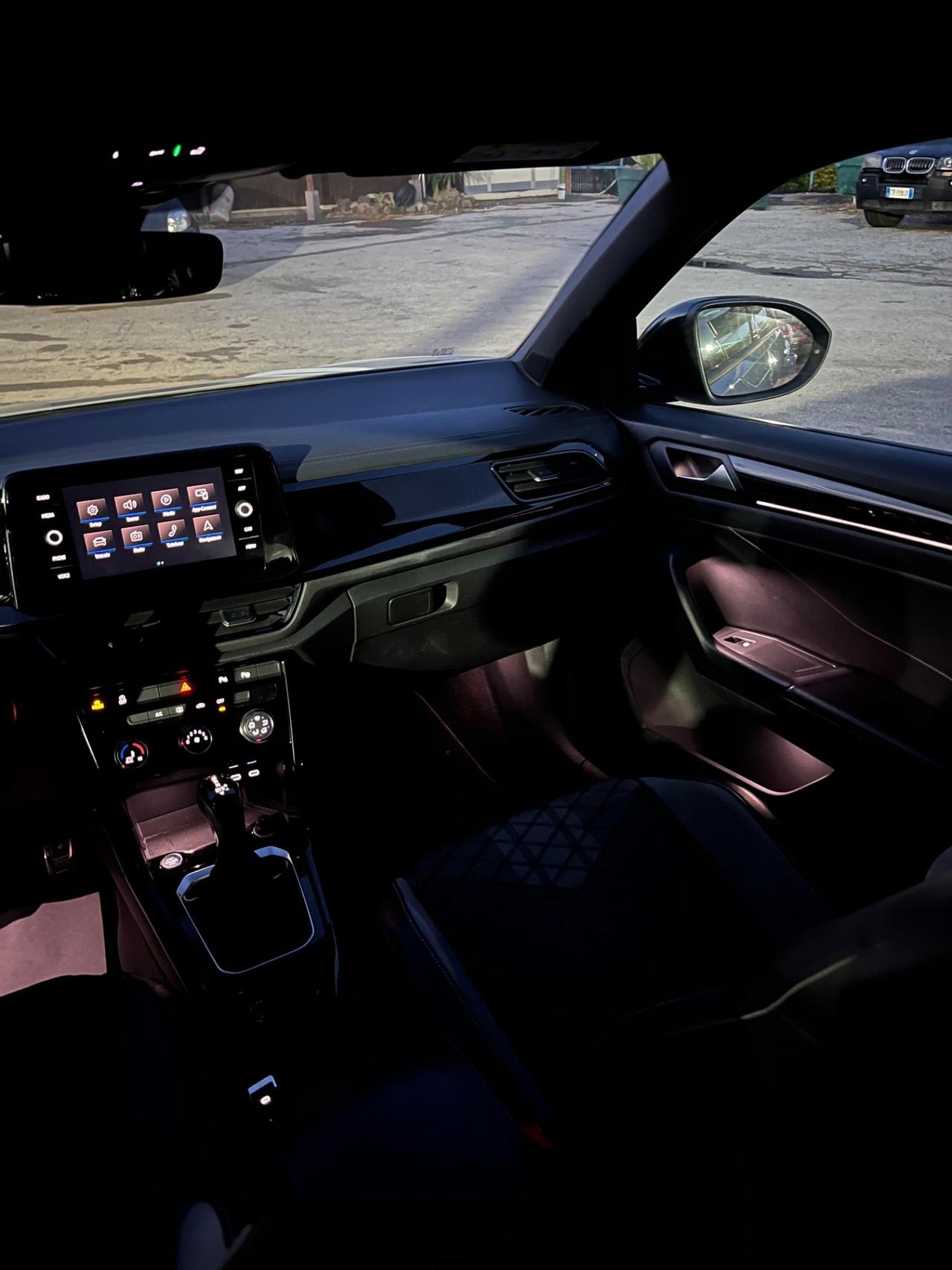 Volkswagen T-Roc 2.0 TDI SCR 150 CV DSG R-Line