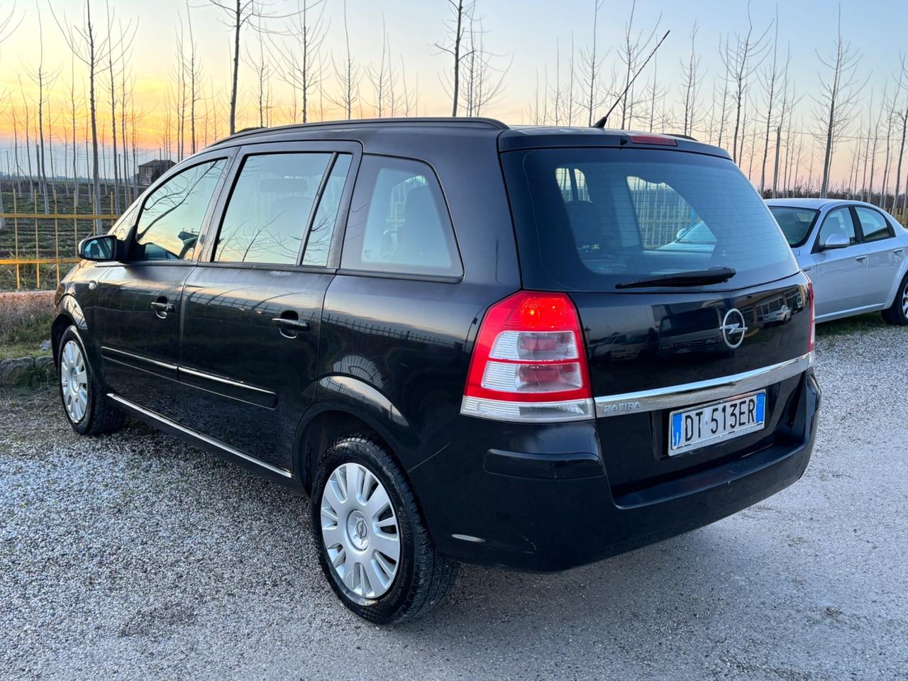 Opel Zafira 1.6 16V VVT Cosmo