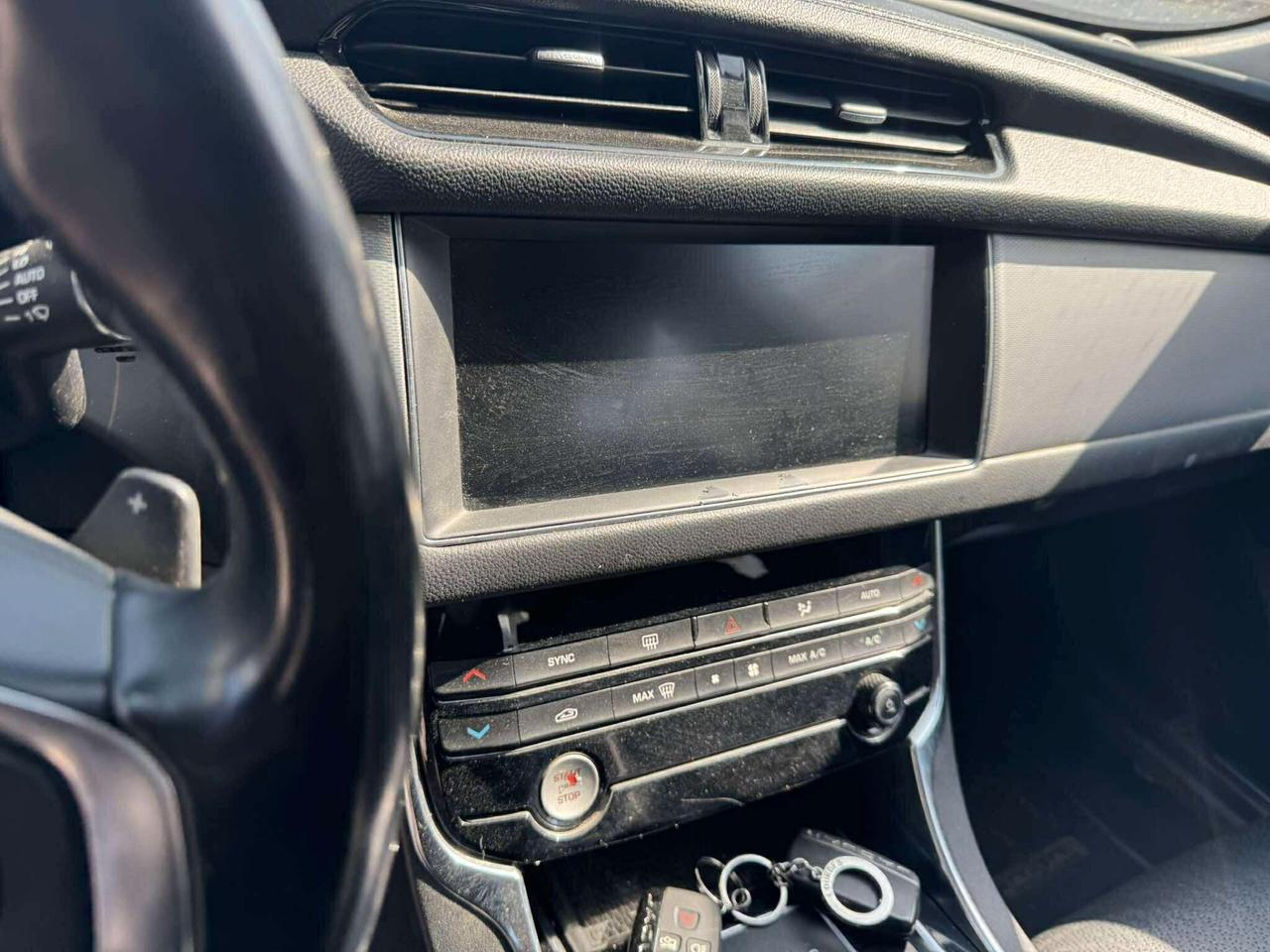Jaguar XF 2.0 D 180 CV Prestige-2019