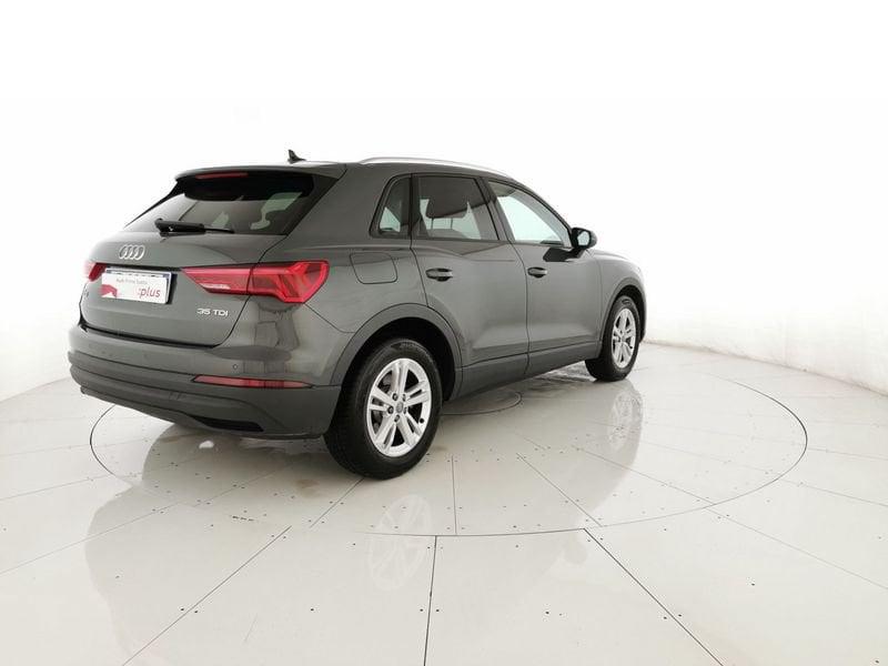 Audi Q3 35 2.0 tdi Business s-tronic