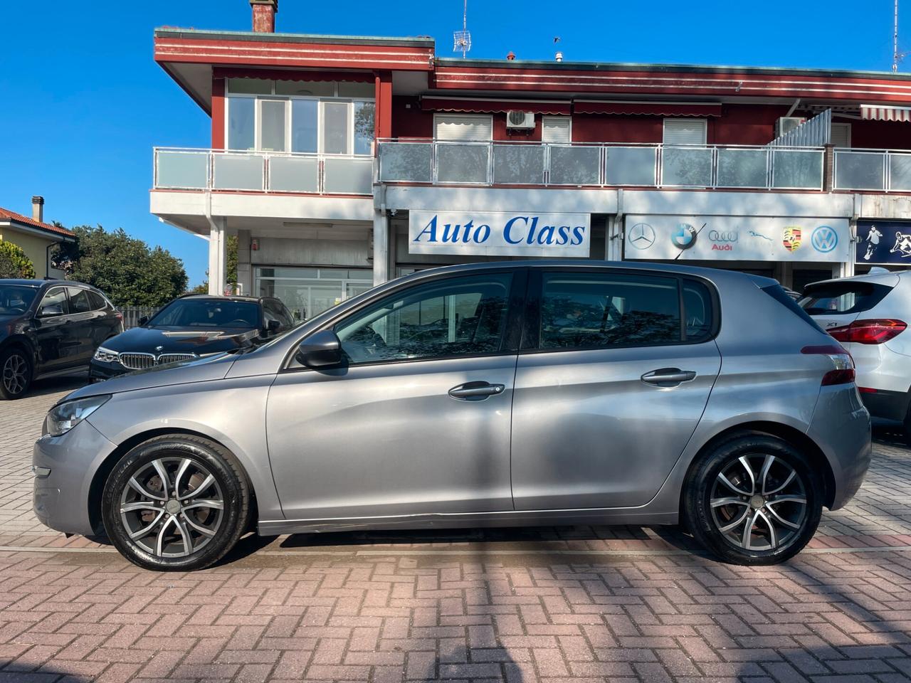 Peugeot 308 BlueHDi 120 S&S Business