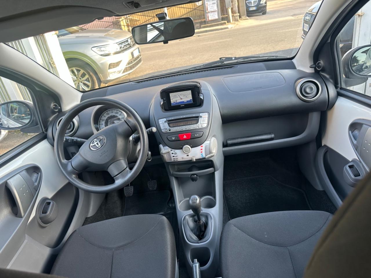 Toyota Aygo 1.0 BENZ. 5 porte Now 2011