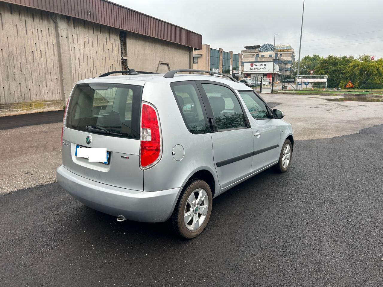 Skoda Roomster 1.2 TSI ok neopatentati cambio automatico!