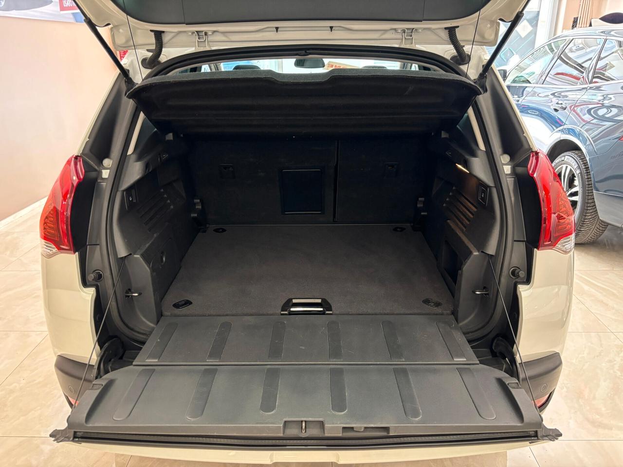 Peugeot 3008 1.6 hdi TETTO**88MILA KM**
