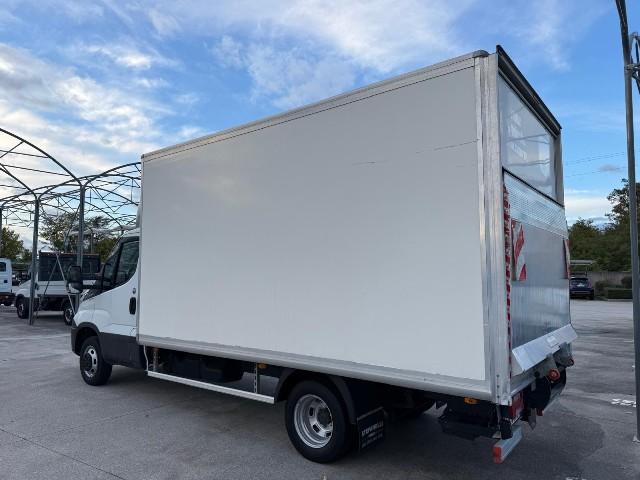 IVECO DAILY 35C16 BOX + SPONDA
