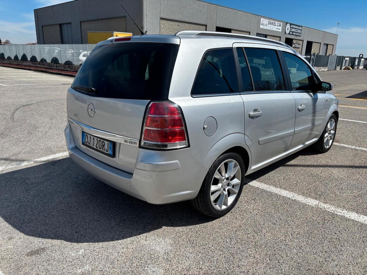 Opel Zafira 1.9 CDTI 120CV 7 posti Cosmo unico proprietario