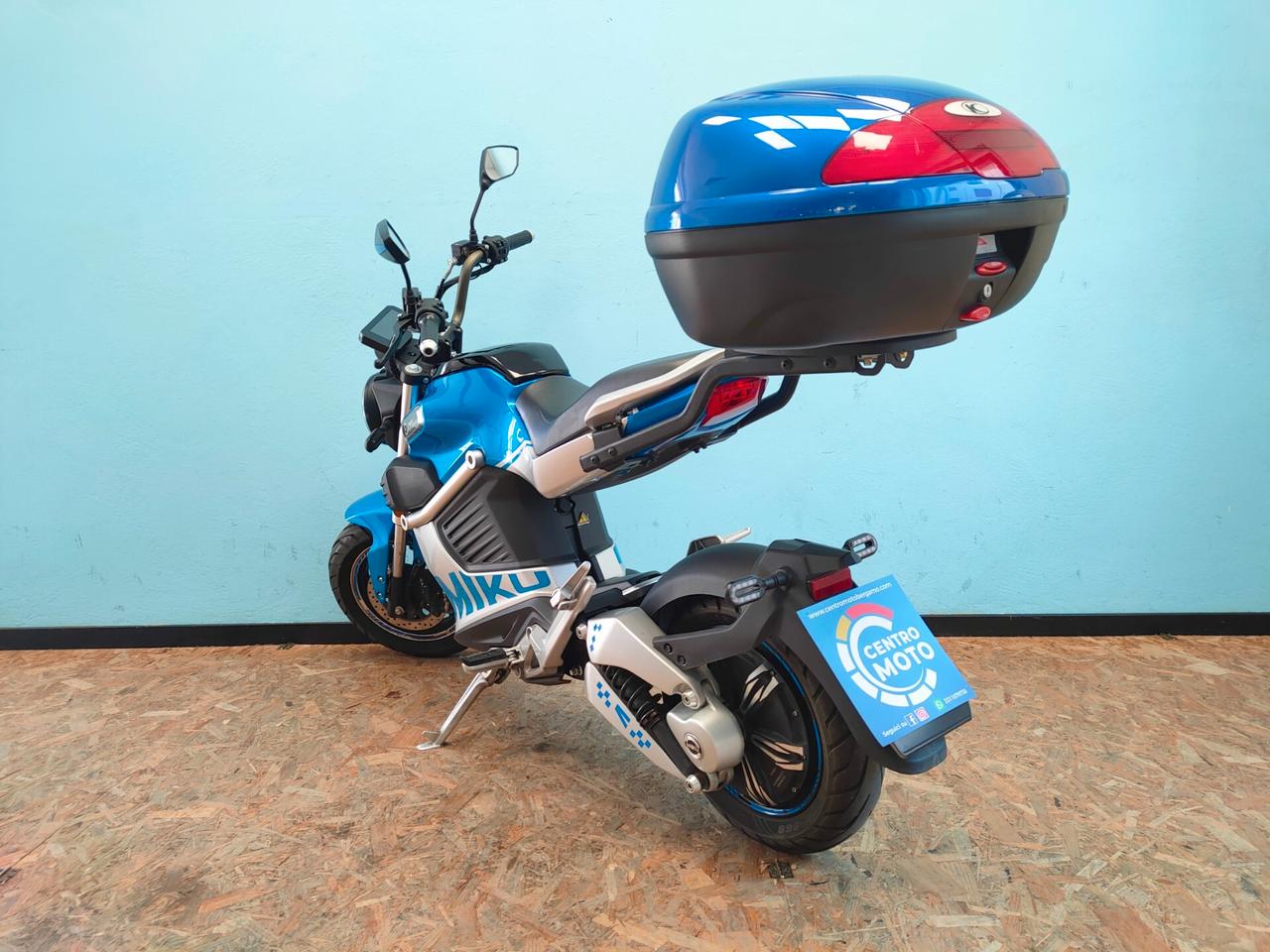 Sunra Miku Super iconico e performante