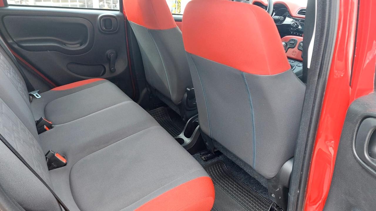 Fiat Panda 1.2 Lounge PERFETTA - 2015