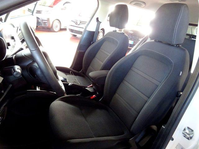 FIAT Tipo 1.3 Mjt S&S SW Lounge N1 Autocarro