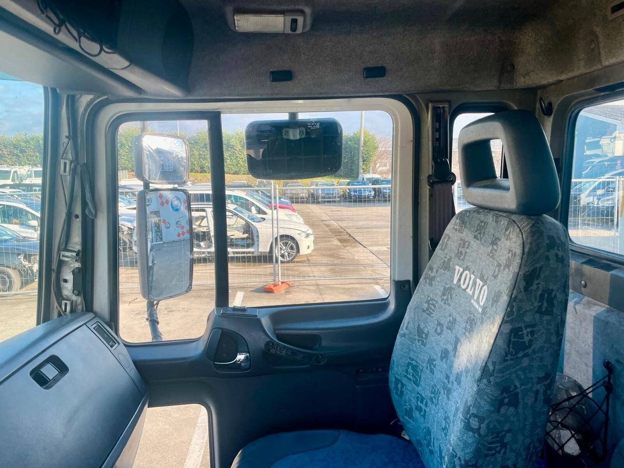 Volvo FL6-250 - CISTERNA TRASPORTO CARBURANTE CON POMPA CONTALITRI