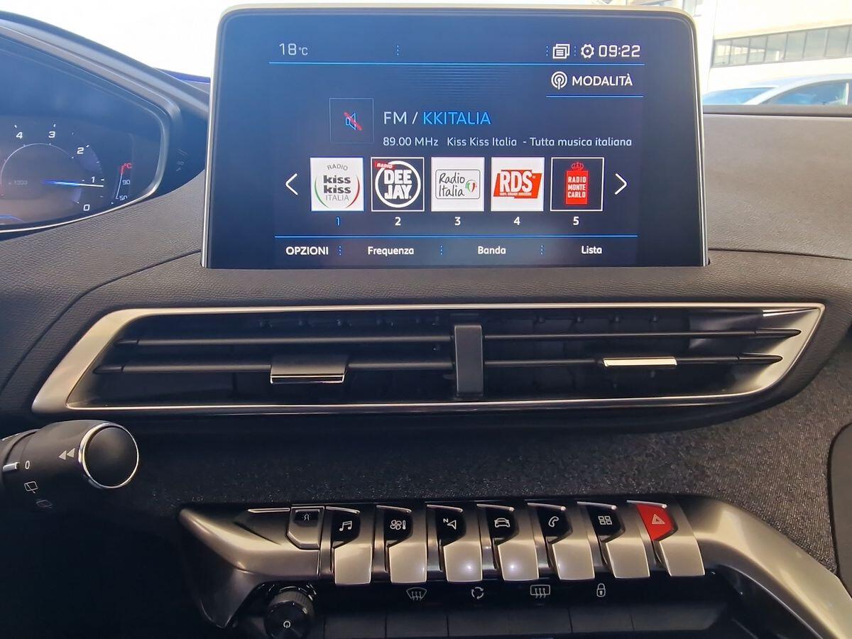 PEUGEOT 3008 1.5 DIESEL 130CV GT - LINE