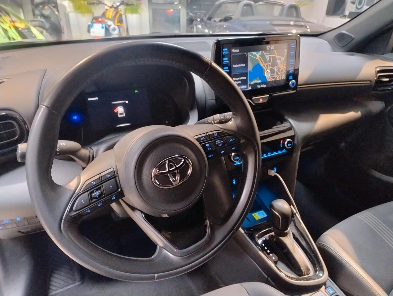 Toyota Yaris Cross 1.5 Hybrid 5p. E-CVT AWD-i Adventure