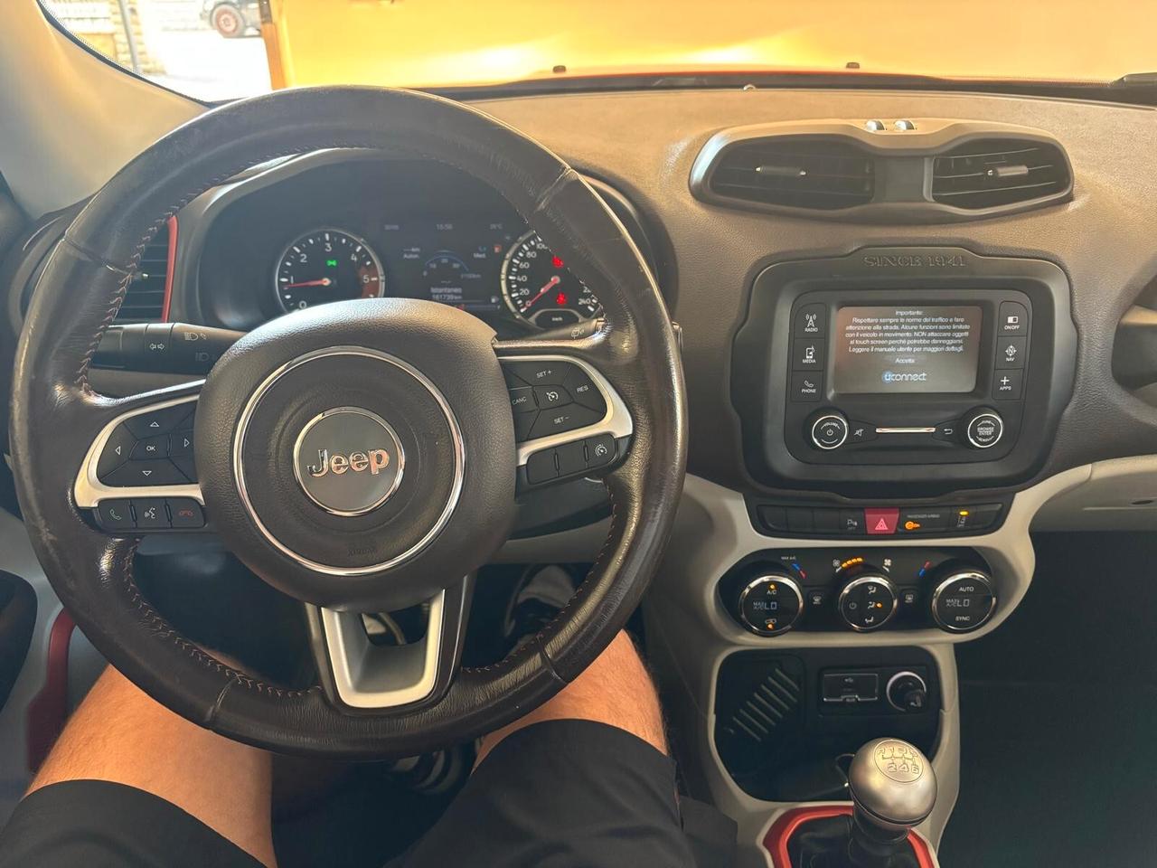 JEEP RENEGATE ANNO 2015 DS 1.6 ADATTA NEOPATENTATI KM 161 MILA