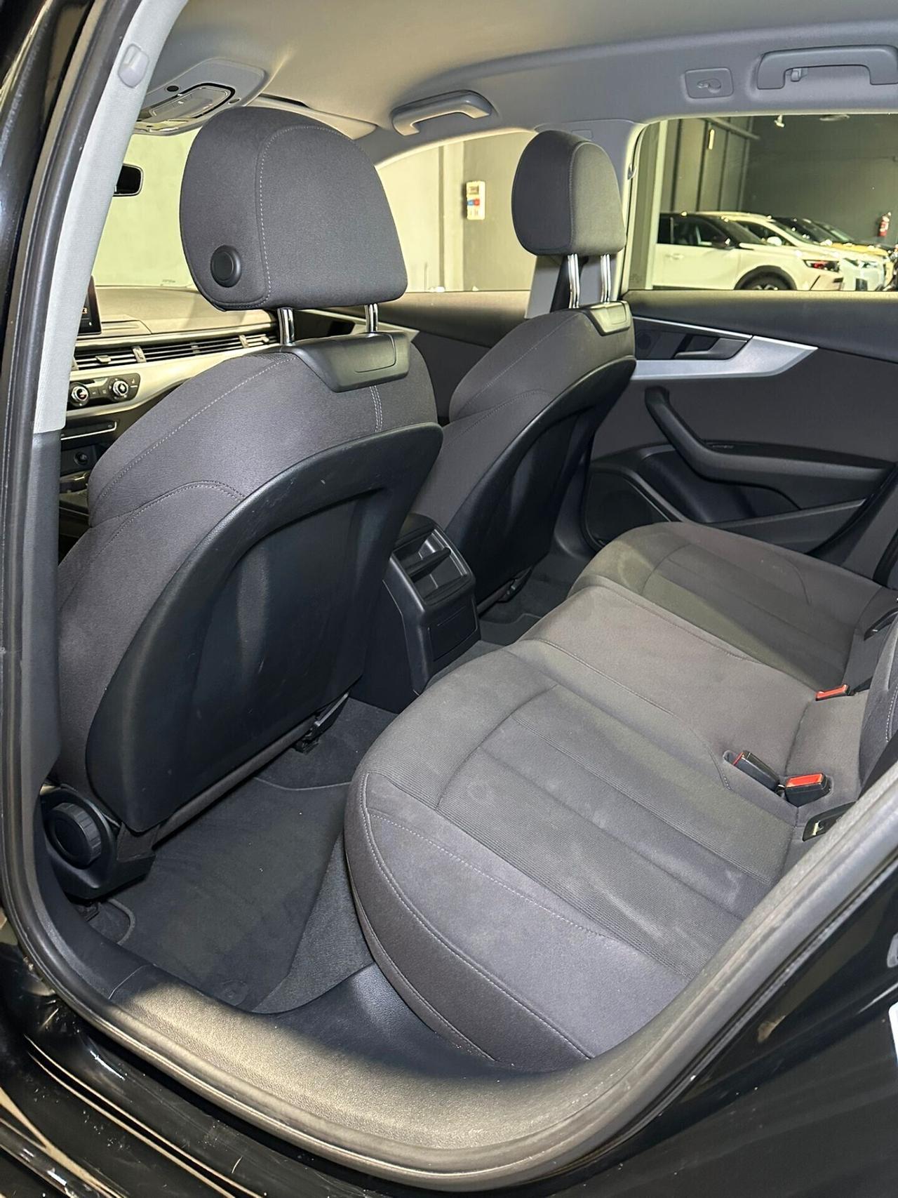 Audi A4 Avant 2.0 TDI 190 CV SPORT S tronic S-LINE