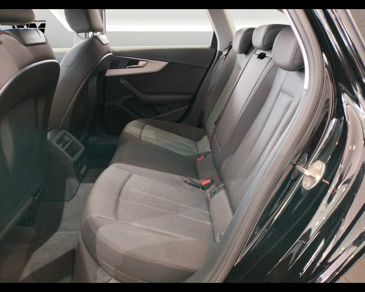 AUDI A4 5ª serie A4 Avant 35 TDI/163 CV S tronic