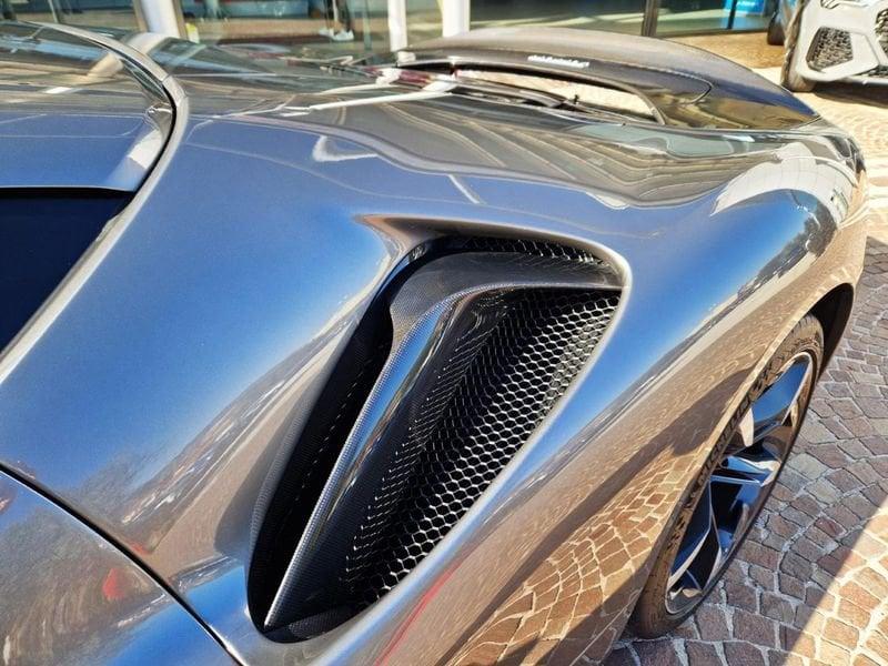 Ferrari SF90 SF90 Stradale