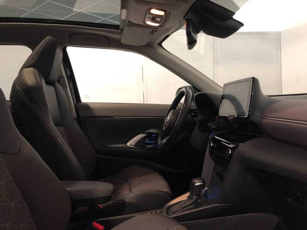 Toyota Yaris Cross 1.5 H Lounge FWD E-CVT