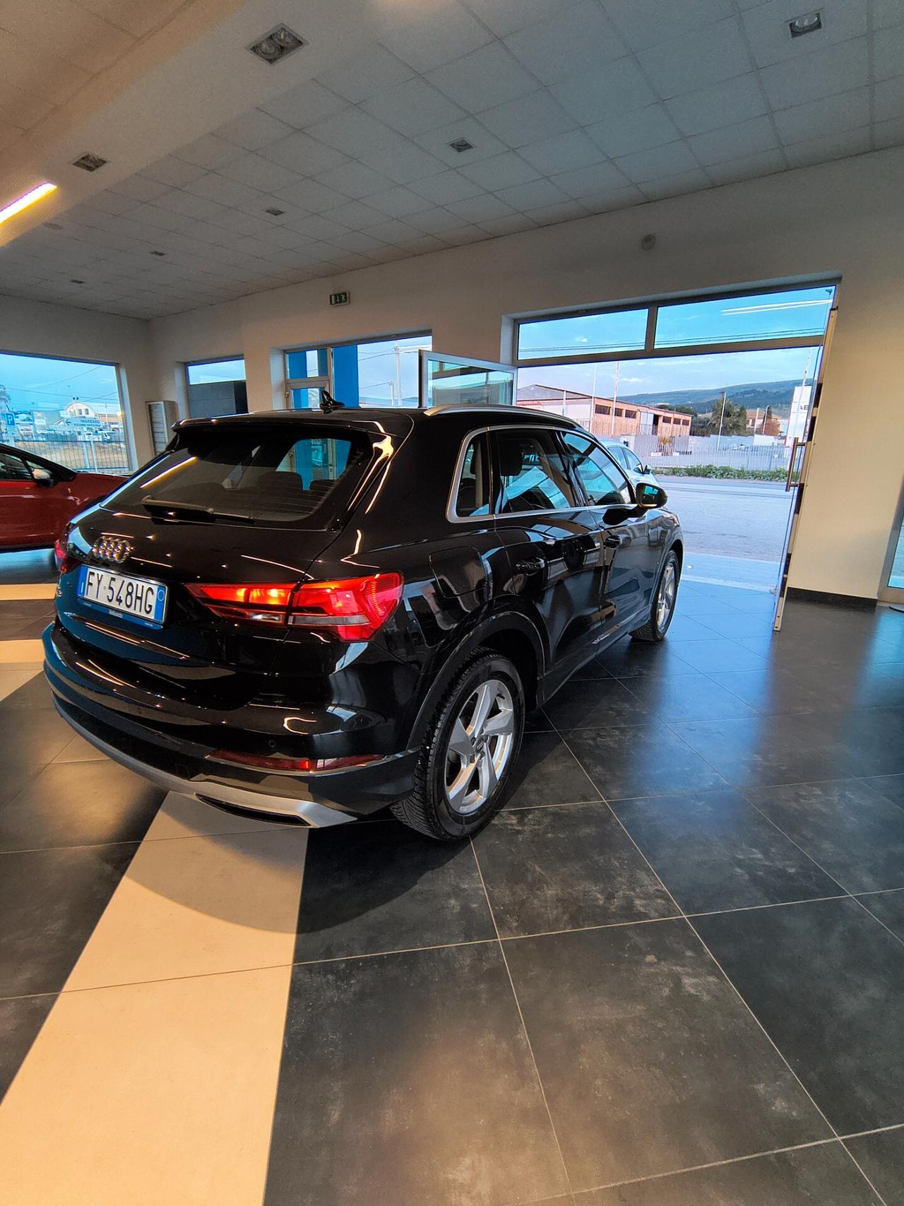 Audi Q3 35 TDI S tronic Business Advanced