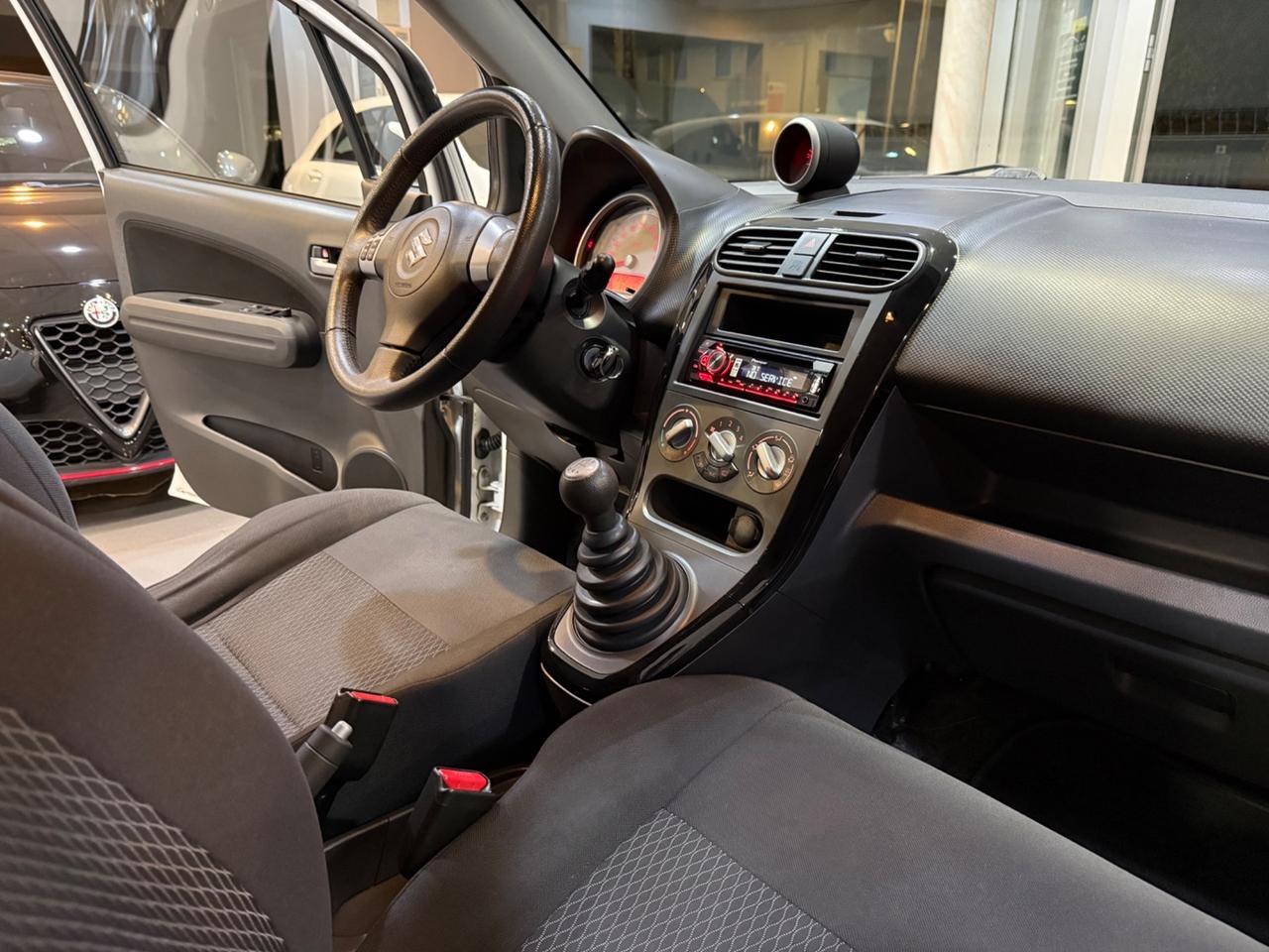 Suzuki Splash 1.0 VVT GL Style