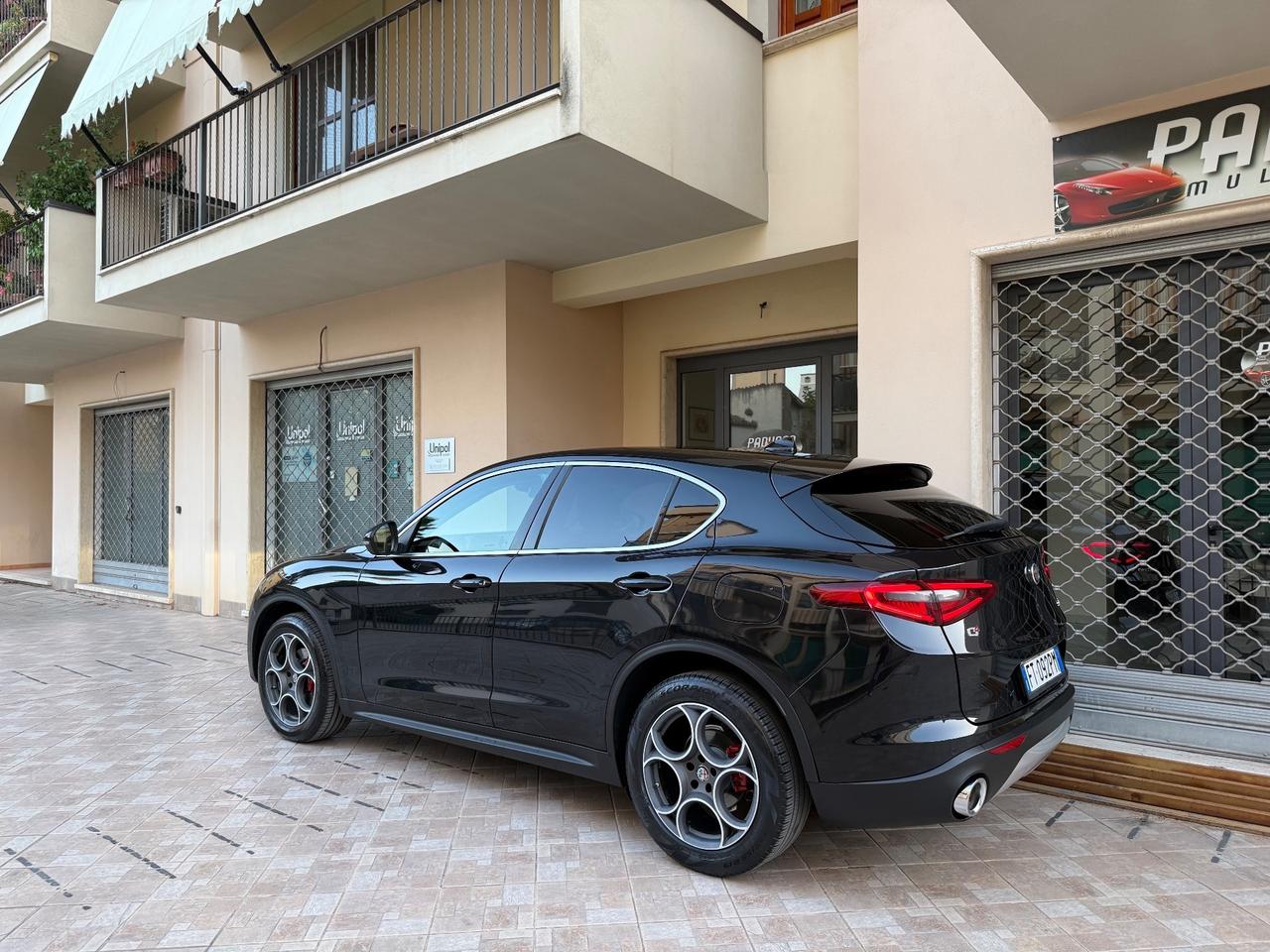 Alfa Romeo Stelvio 2.2 Turbodiesel 210 CV AT8 Q4 B-Tech