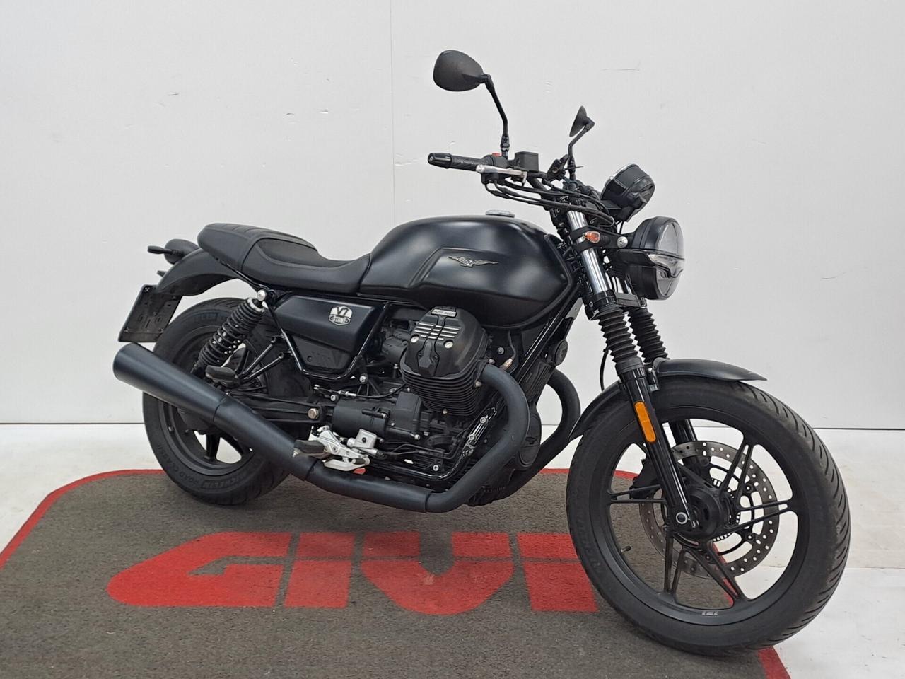 Moto Guzzi V7 Stone DA 65 € AL MESE – SENZA ANTICIPO
