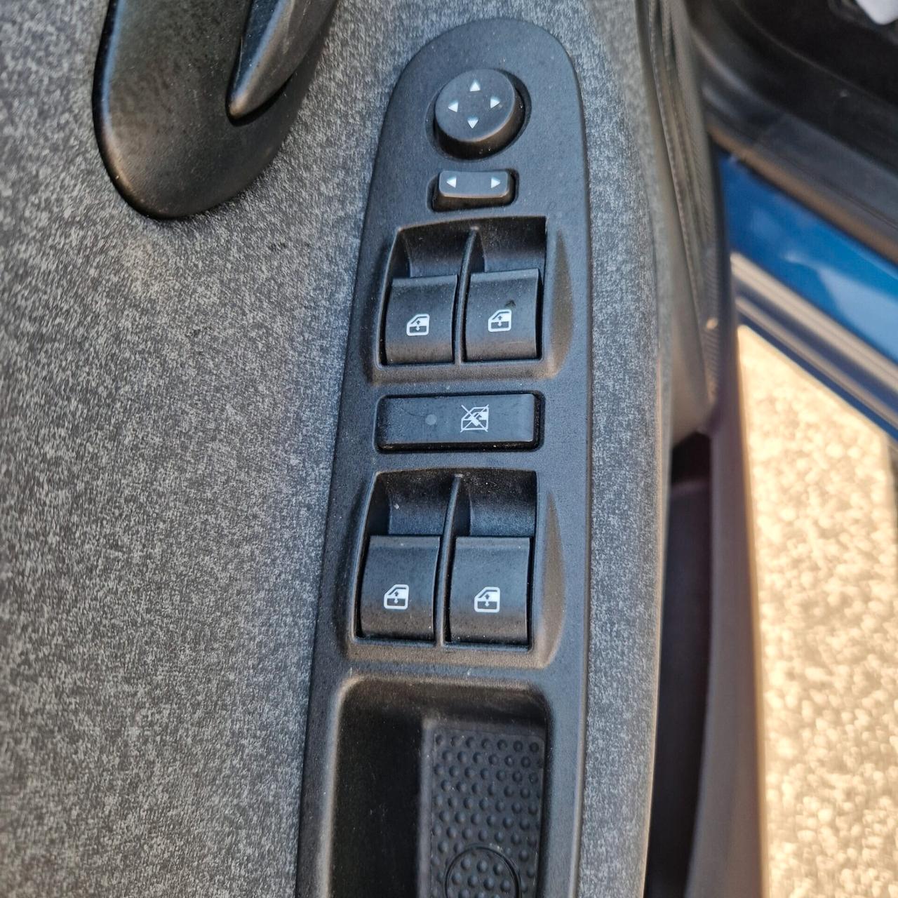Lancia Ypsilon 1.0 FireFly 5 porte S&S Hybrid Silver Plus