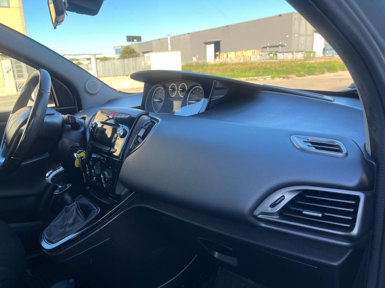 Lancia Ypsilon 1.2 S&S Platinum 127000 km