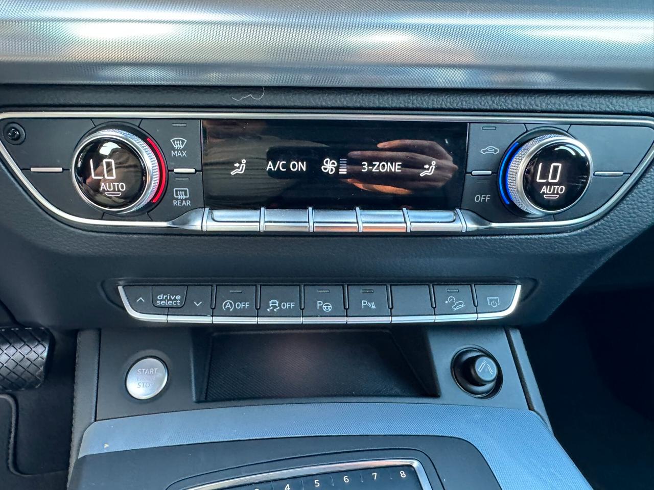 Audi Q5 40 TDI quattro S-Tronic Business Sport