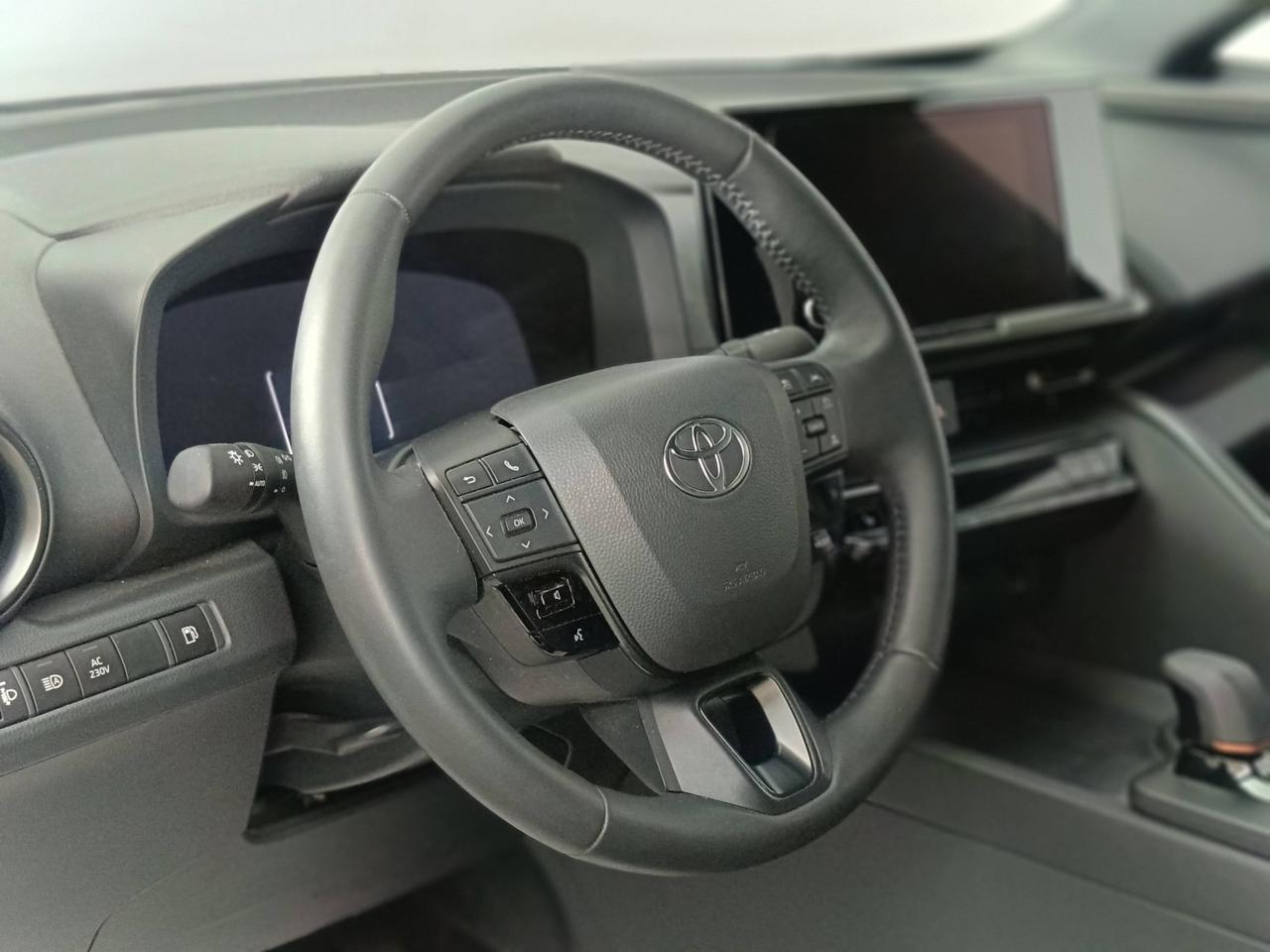 TOYOTA C-HR II 2023 - C-HR 2.0 phev Trend eco fwd e-cvt