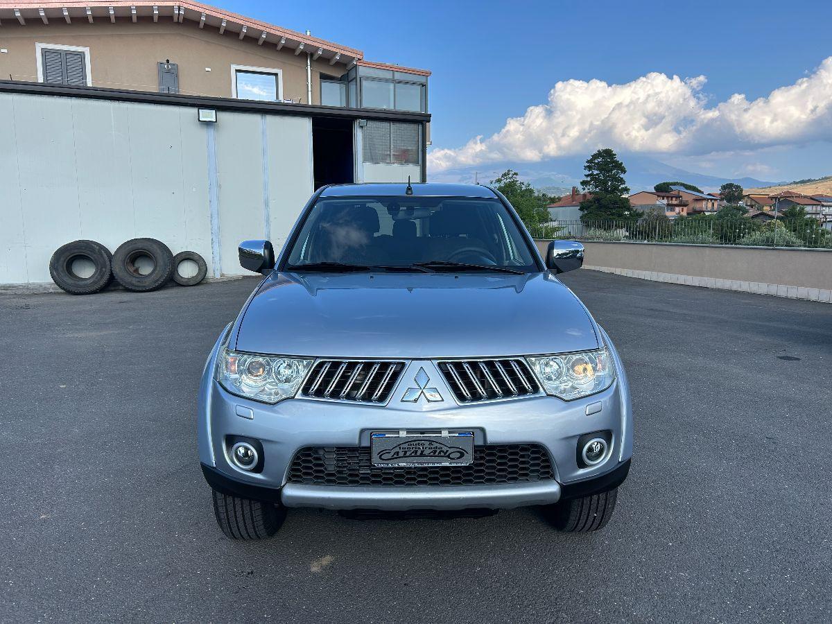 MITSUBISHI - L200 2.5 DI-D/178CV DC Intense Plus