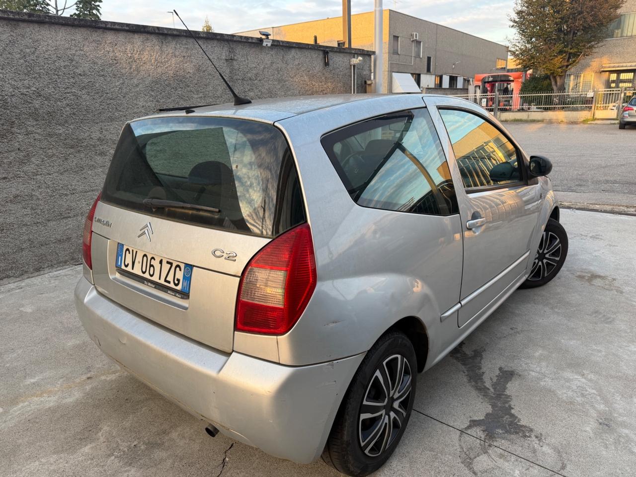 CITROEN C2 1.1 BENZINA CONSUMI BASSI
