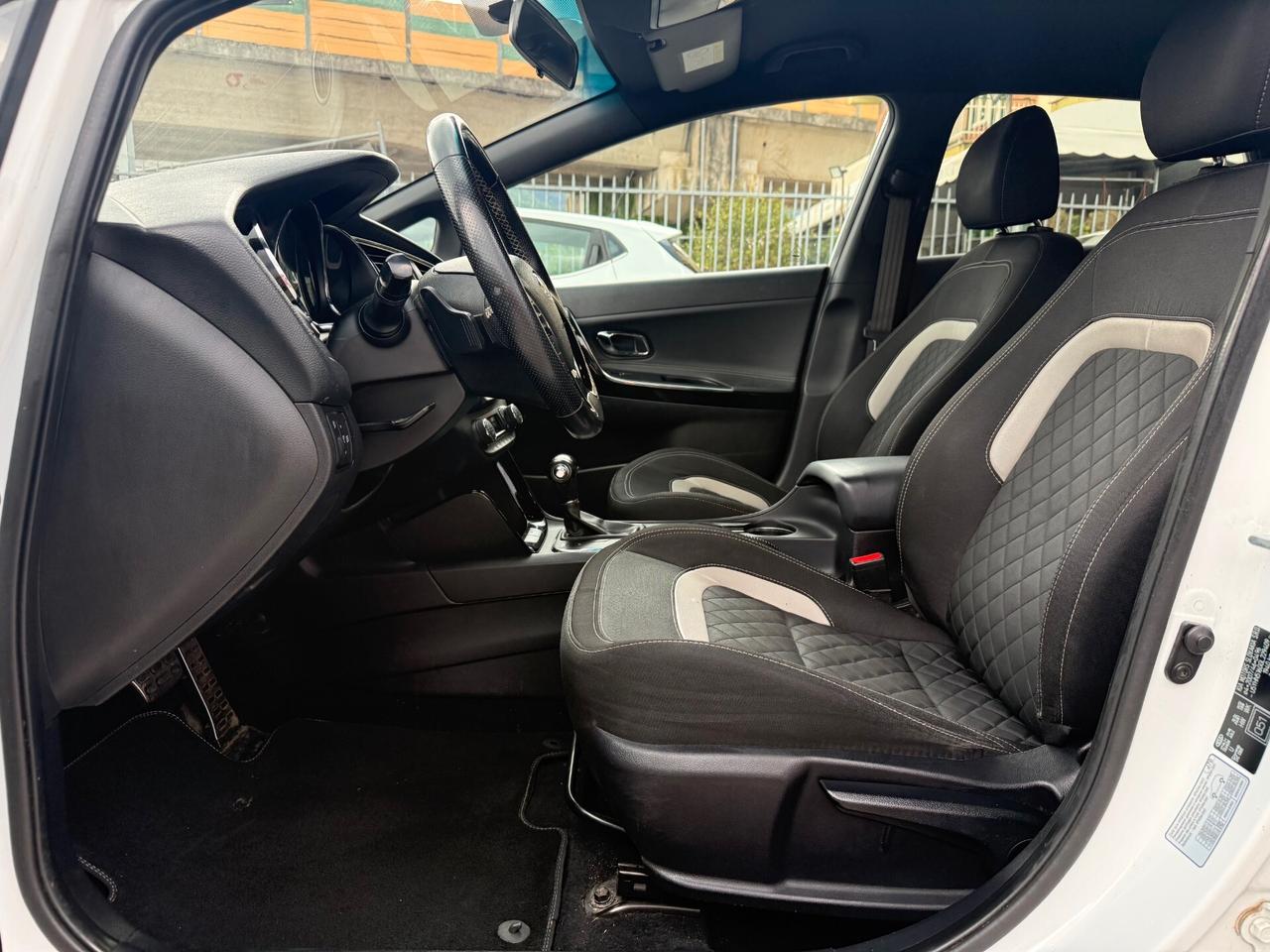 CEE'D GT-LINE AUTOMATICA 1.6 DIESEL 136CV 2016 174.500KM