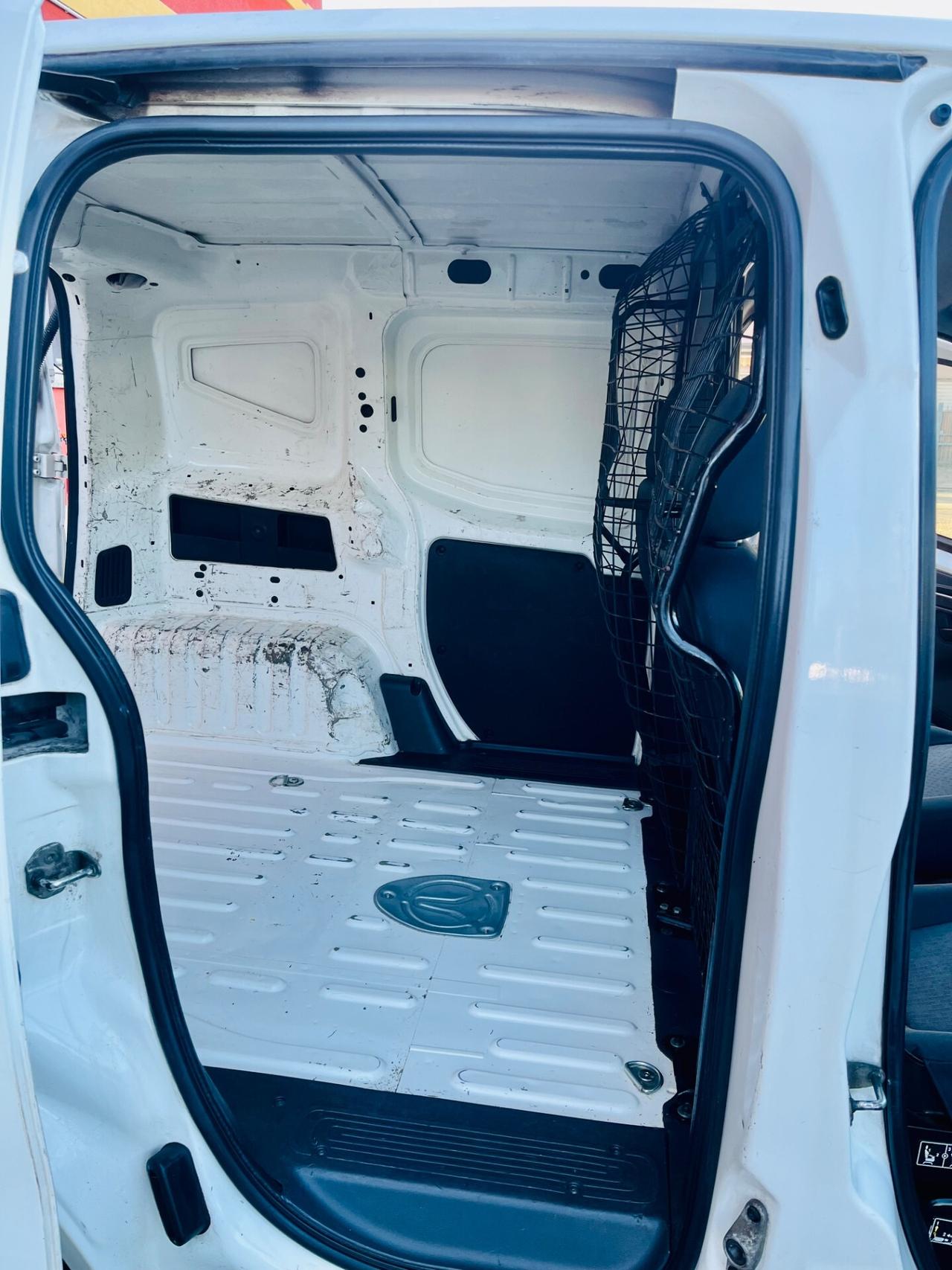 Citroen Nemo 1.4 HDi 70CV Furgone