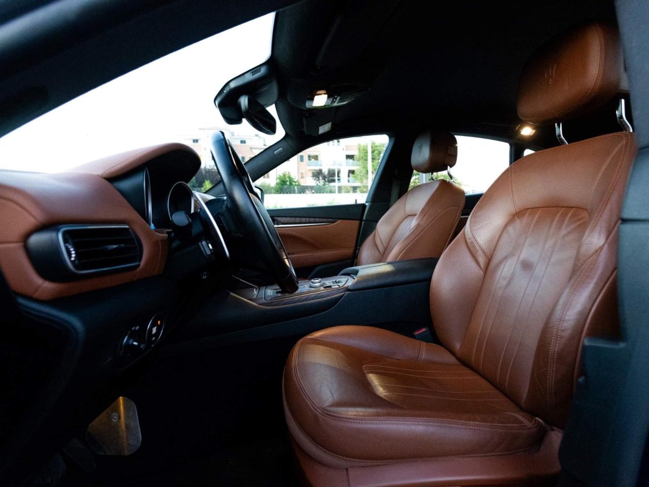 Maserati Levante V6 Diesel 275 CV AWD Granlusso