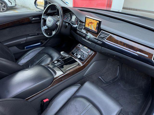 AUDI A8 3.0TDI 258CV quattro tiptronic TETTO/TELECAMERA